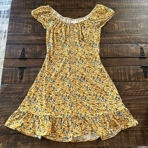 No Boundaries, Size S, yellow floral dress